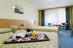 Hotel Mercure Mrągowo Resort & Spa na Mazurach jeziora wypoczynek w Polsce